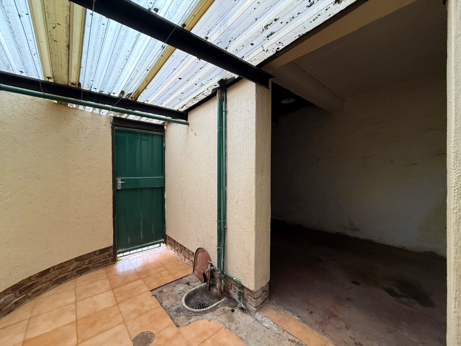 To Let 2 Bedroom Property for Rent in Potchefstroom North West